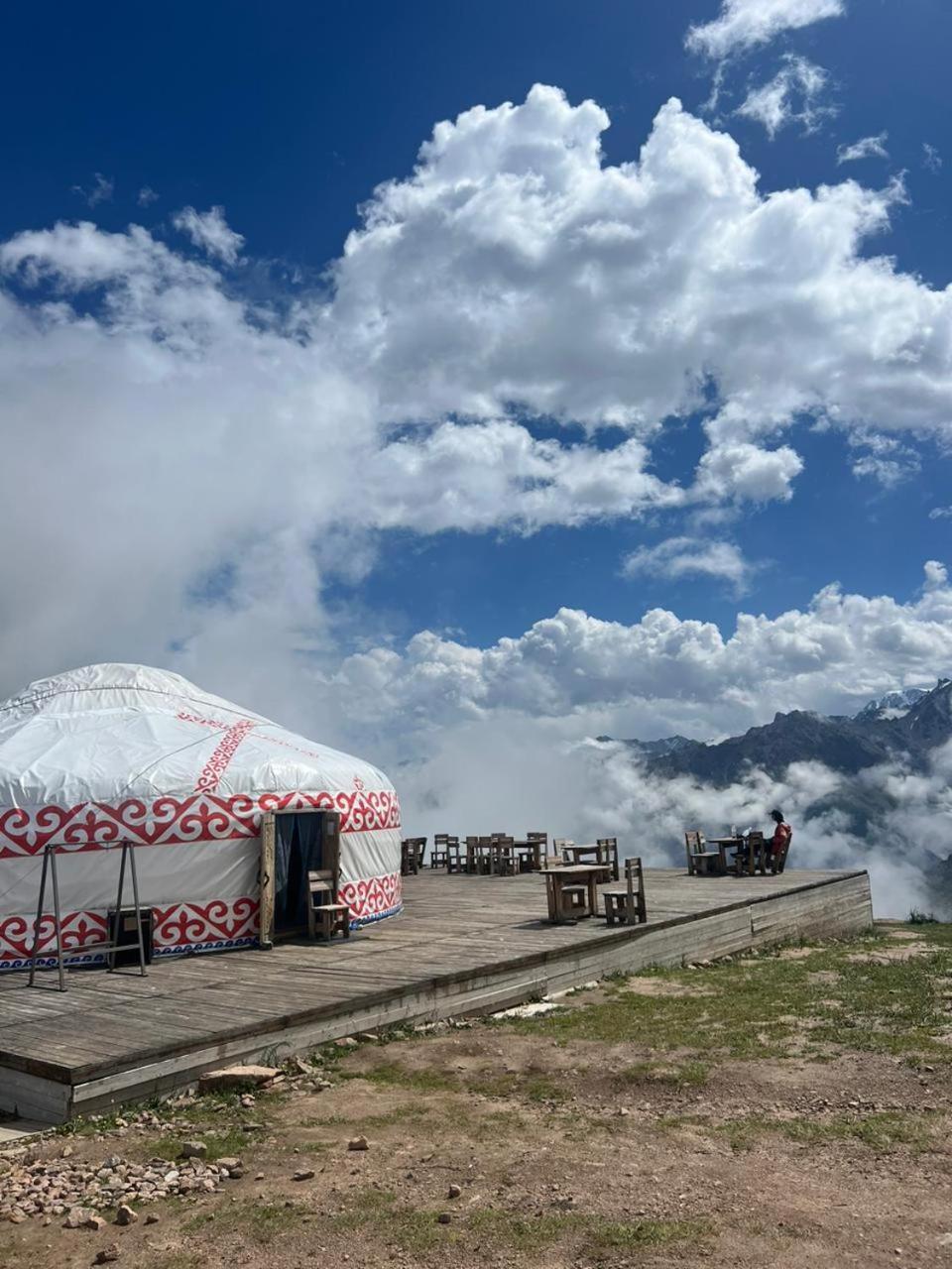 Yurta Base Camp, Shymbulak Mountain Resort Besqaynar Εξωτερικό φωτογραφία