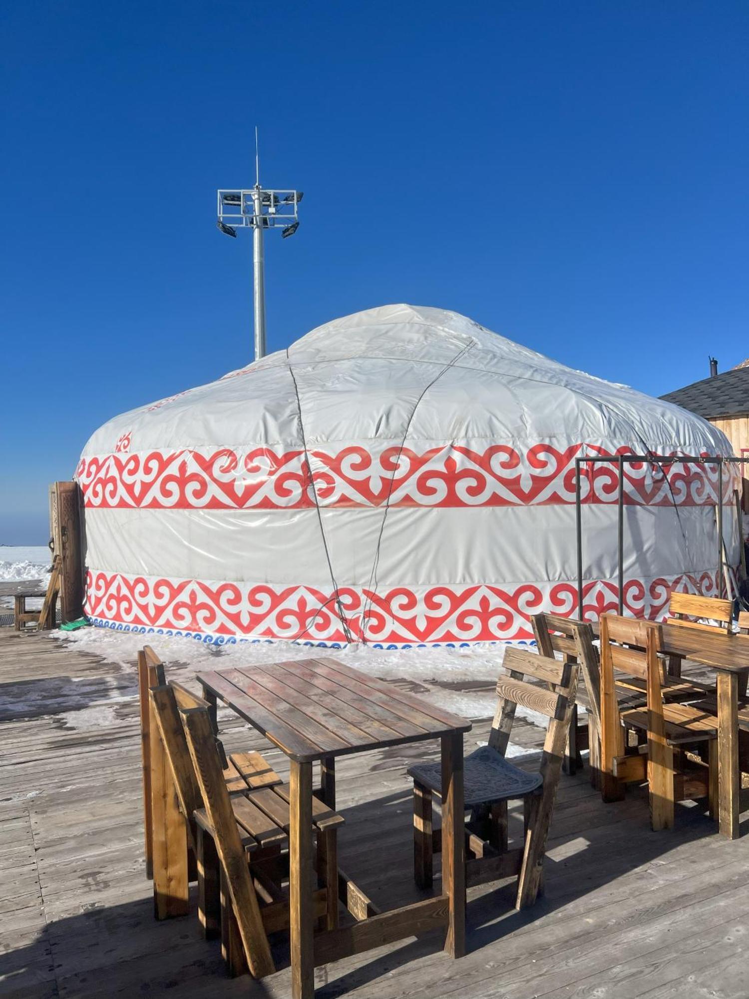 Yurta Base Camp, Shymbulak Mountain Resort Besqaynar Εξωτερικό φωτογραφία